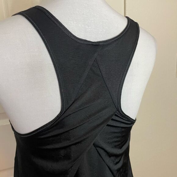 Lululemon Essential Tank Pleated Back Black Size 2 - Picture 4 of 10